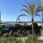 En Primera Linea En * Κάλπε