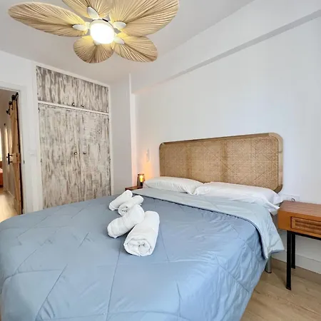 En Primera Linea En *